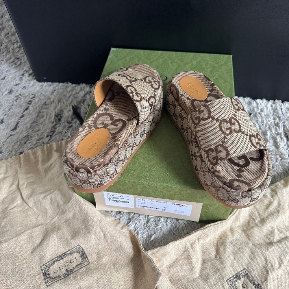 Women's platform slide sandal
